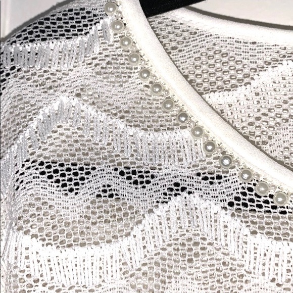 TAHARI TOP WITH PEARLS & FRINGES NWT SIZE S - Picture 3 of 5